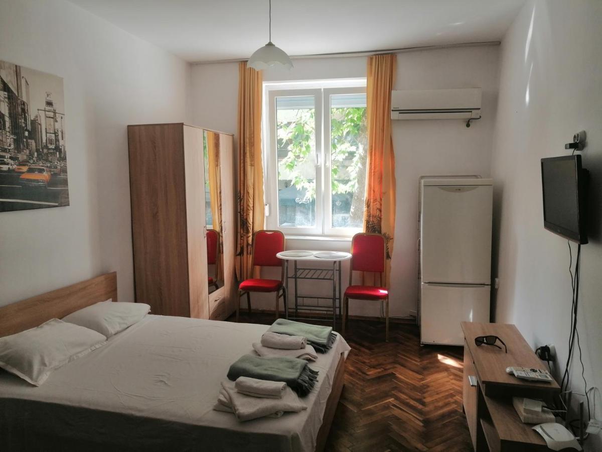 Top Location Near To City Center And Sea Garden Lejlighed Burgas City Eksteriør billede