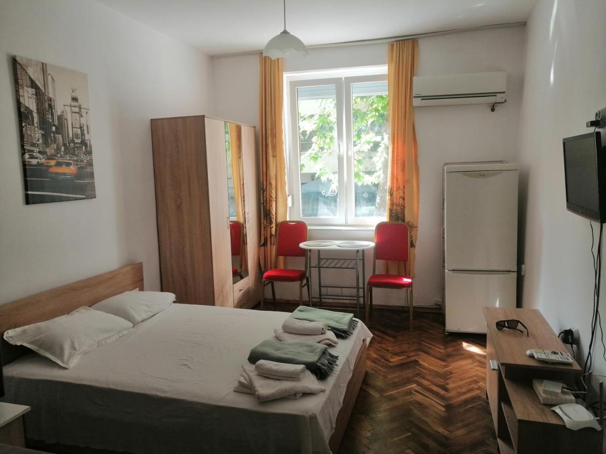 Top Location Near To City Center And Sea Garden Lejlighed Burgas City Eksteriør billede